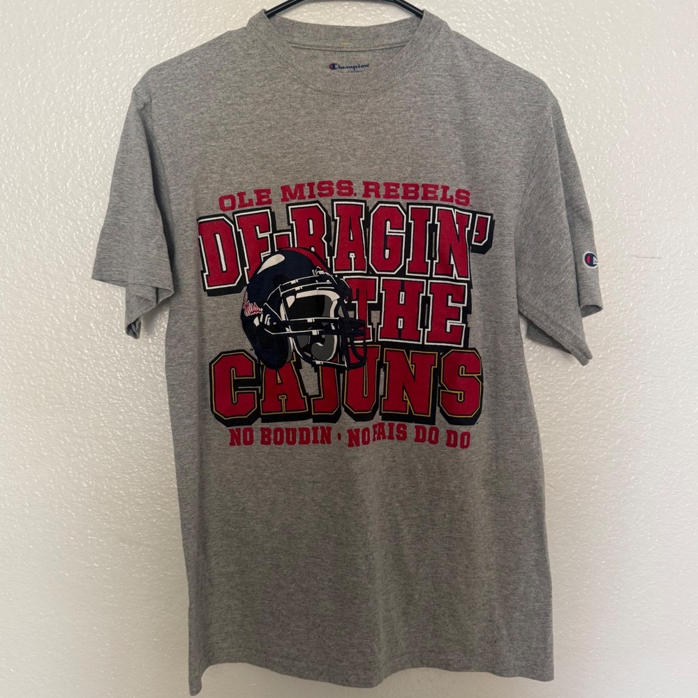Ole Miss Rebels Champion "De-Ragin The Cajuns" Graphic T-Shirt Men's Size Medium